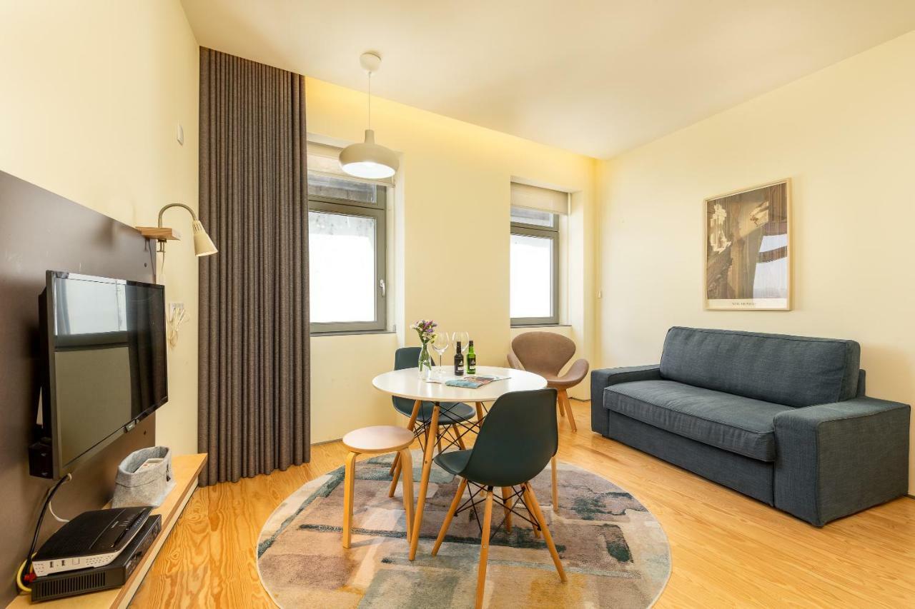 Feel Porto Codecal Apartments ภายนอก รูปภาพ